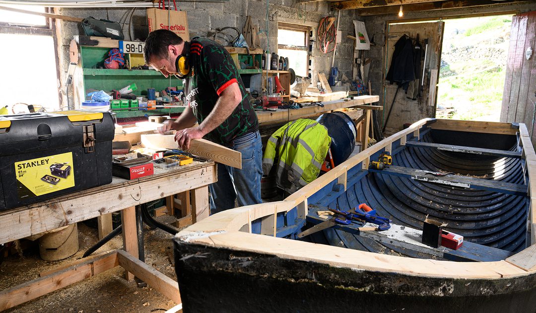 Inishturk Island, Crab Claw Cracking Workshop, Co Mayo master 1